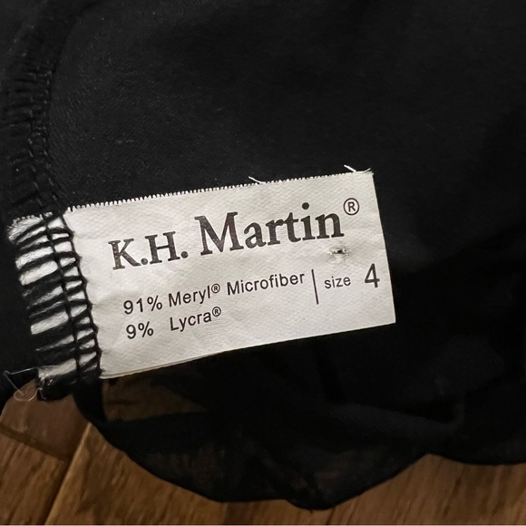 K. H. Martin Short Sleeve Mesh Design Anisa Dance Leotard - Size Medium - Picture 7 of 7